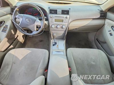 Zdjęcie 8 z 12 samochodu: 2010 TOYOTA CAMRY LE VIN:4T1BF3EK4AU536474 - miniatura