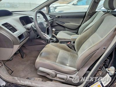 Zdjęcie 7 z 12 samochodu: 2011 HONDA CIVIC LX VIN:2HGFA1E52BH501604 - miniatura
