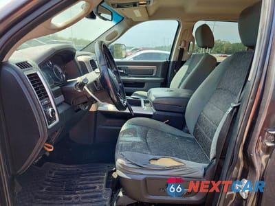 Zdjęcie 7 z 12 samochodu: 2015 RAM 1500 SLT VIN:1C6RR7LM7FS531768 - miniatura