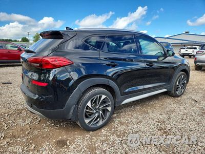 Trzecie zdjęcie samochodu z tyłu: 2020 HYUNDAI TUCSON SPORT VIN:KM8J3CAL6LU102837 - miniatura