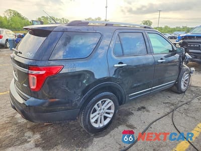 Trzecie zdjęcie samochodu z tyłu: 2015 FORD EXPLORER XLT VIN:1FM5K8D85FGC48111 - miniatura