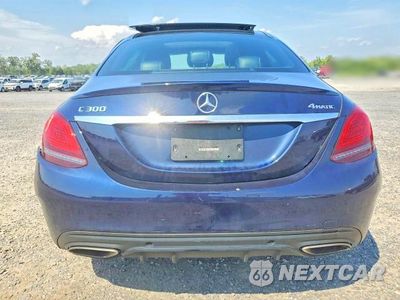 Zdjęcie 6 z 12 samochodu: 2019 MERCEDES-BENZ C 300 4MATIC VIN:55SWF8EB6KU321240 - miniatura