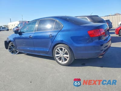 Drugie zdjęcie samochodu z przodu: 2012 VOLKSWAGEN JETTA SE VIN:3VWDP7AJ0CM131179 - miniatura