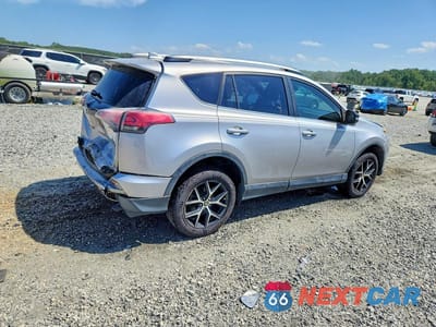 Trzecie zdjęcie samochodu z tyłu: 2017 TOYOTA RAV4 SE VIN:2T3NFREV3HW380942 - miniatura