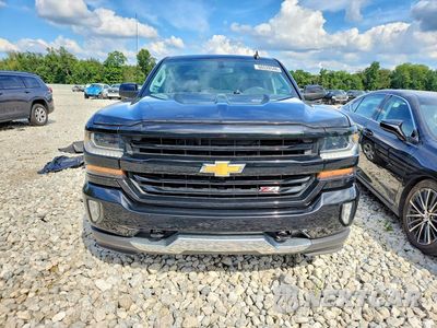 Piąte zdjęcie samochodu w środku: 2017 CHEVROLET SILVERADO K1500 LT VIN:1GCVKREC0HZ407833 - miniatura