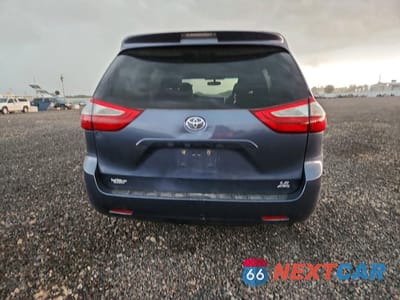 Zdjęcie 6 z 13 samochodu: 2015 TOYOTA SIENNA LE VIN:5TDJK3DC4FS095110 - miniatura