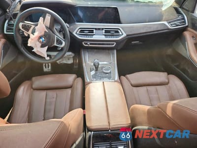 Zdjęcie 8 z 13 samochodu: 2019 BMW X5 XDRIVE40I VIN:5UXCR6C58KLL61232 - miniatura