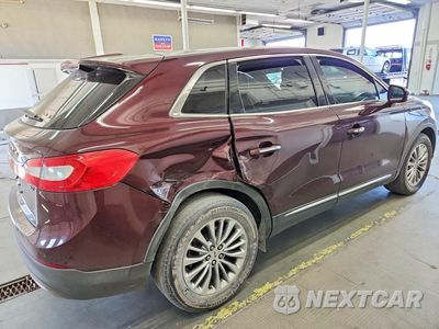 Trzecie zdjęcie samochodu z tyłu: 2017 LINCOLN MKX SELECT VIN:2LMPJ6KP5HBL51148 - miniatura