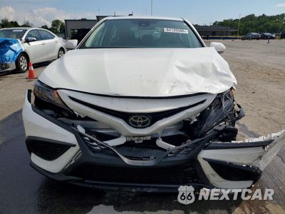 Piąte zdjęcie samochodu w środku: 2024 TOYOTA CAMRY SE VIN:4T1G11BK1RU112954 - miniatura