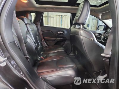 Zdjęcie 10 z 12 samochodu: 2014 JEEP CHEROKEE TRAILHAWK VIN:1C4PJMBS7EW267982 - miniatura