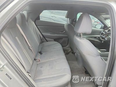Zdjęcie 10 z 13 samochodu: 2023 HYUNDAI ELANTRA SEL VIN:5NPLM4AGXPH094082 - miniatura