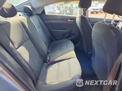 Zdjęcie 10 z 13 samochodu: 2021 HYUNDAI ACCENT SE VIN:3KPC24A64ME147646 - miniatura