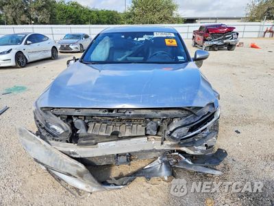 Piąte zdjęcie samochodu w środku: 2018 HONDA ACCORD SPORT VIN:1HGCV2F35JA004165 - miniatura