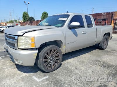 2008 CHEVROLET SILVERADO C1500 2GCEC190081204139 - główne zdjęcie licytacji z USA - miniatura