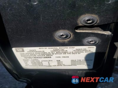 Zdjęcie 12 z 12 samochodu: 2003 GMC NEW SIERRA C1500 VIN:1GTEC14XX3Z130569 - miniatura