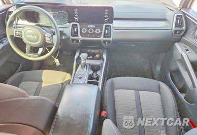 Zdjęcie 8 z 12 samochodu: 2023 KIA SORENTO LX VIN:5XYRG4LC6PG241212 - miniatura