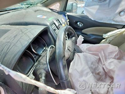 Zdjęcie 9 z 12 samochodu: 2014 NISSAN VERSA NOTE SV VIN:3N1CE2CP3EL394724 - miniatura