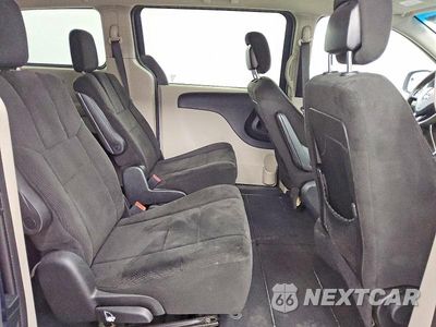 Zdjęcie 11 z 13 samochodu: 2013 DODGE GRAND CARAVAN SE VIN:2C4RDGBG1DR688987 - miniatura