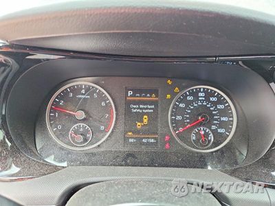 Zdjęcie 9 z 12 samochodu: 2024 KIA K5 GT LINE VIN:5XXG64J25RG240824 - miniatura