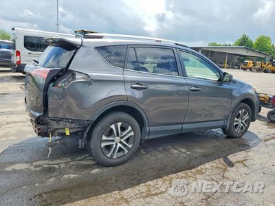 Trzecie zdjęcie samochodu z tyłu: 2018 TOYOTA RAV4 LE VIN:JTMBFREV2JJ201359 - miniatura