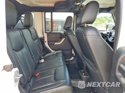 Zdjęcie 10 z 12 samochodu: 2015 JEEP WRANGLER UNLIMITED SAHARA VIN:1C4BJWEG7FL503529 - miniatura