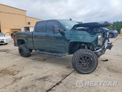 Czwarte zdjęcie samochodu z boku: 2015 CHEVROLET SILVERADO K1500 LT VIN:1GCVKREC6FZ216981 - miniatura