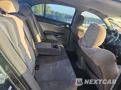 Zdjęcie 10 z 13 samochodu: 2010 HONDA ACCORD LXP VIN:1HGCP2F43AA026829 - miniatura