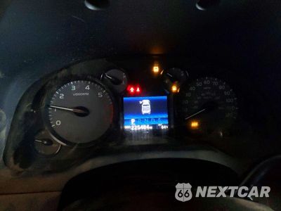 Zdjęcie 9 z 12 samochodu: 2015 TOYOTA TUNDRA SR VIN:5TFUM5F13FX060471 - miniatura