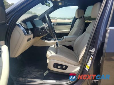 Zdjęcie 7 z 12 samochodu: 2021 BMW X5 SDRIVE 40I VIN:5UXCR4C02M9F73264 - miniatura
