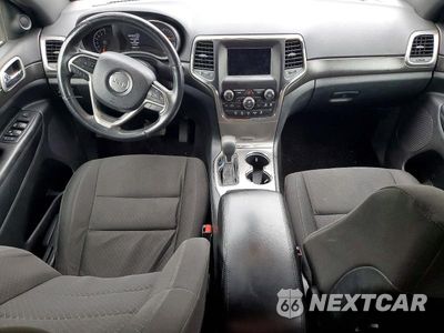 Zdjęcie 8 z 12 samochodu: 2018 JEEP GRAND CHEROKEE LAREDO VIN:1C4RJFAG2JC103438 - miniatura