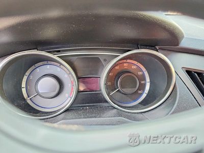 Zdjęcie 9 z 12 samochodu: 2014 HYUNDAI SONATA GLS VIN:5NPEB4AC6EH832887 - miniatura