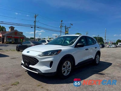 Drugie zdjęcie samochodu z przodu: 2020 FORD ESCAPE S VIN:1FMCU0F69LUA21662 - miniatura