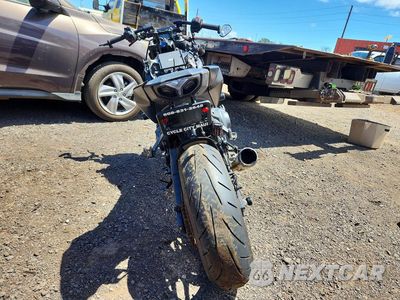 Czwarte zdjęcie samochodu z boku: 2025 YAMAHA MT09 VIN:JYARN94EXSA003046 - miniatura