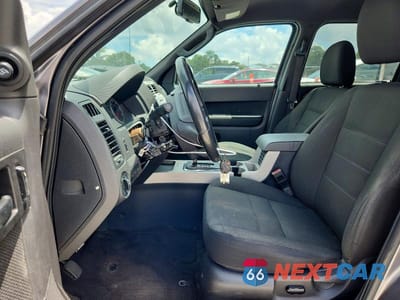 Zdjęcie 7 z 13 samochodu: 2009 FORD ESCAPE XLT VIN:1FMCU03G59KA63599 - miniatura