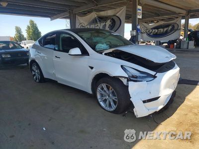 Czwarte zdjęcie samochodu z boku: 2021 TESLA MODEL Y VIN:5YJYGDEE9MF150254 - miniatura