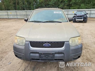 Piąte zdjęcie samochodu w środku: 2004 FORD ESCAPE XLT VIN:1FMCU93194KB41570 - miniatura