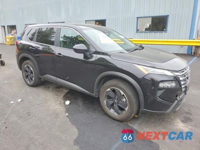 Czwarte zdjęcie samochodu z boku: 2025 NISSAN ROGUE SV VIN:5N1BT3BB0SC785830 - miniatura