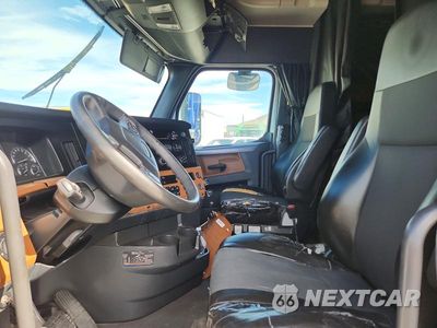 Zdjęcie 7 z 14 samochodu: 2020 FREIGHTLINER CASCADIA 1 - SEMI TRUCK VIN:3AKJHHDR7LSLS7810 - miniatura