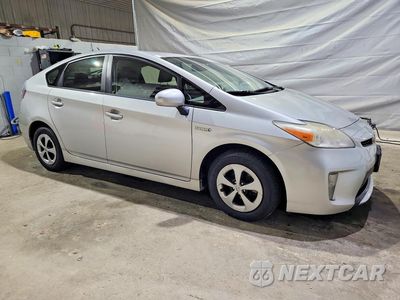 Czwarte zdjęcie samochodu z boku: 2013 TOYOTA PRIUS FOUR VIN:JTDKN3DU5D5615239 - miniatura