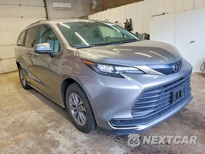 Czwarte zdjęcie samochodu z boku: 2026 TOYOTA SIENNA LE VIN:5TDKSKFC6TS240493 - miniatura