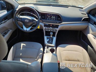 Zdjęcie 8 z 12 samochodu: 2020 HYUNDAI ELANTRA SEL VIN:5NPD84LF5LH627575 - miniatura