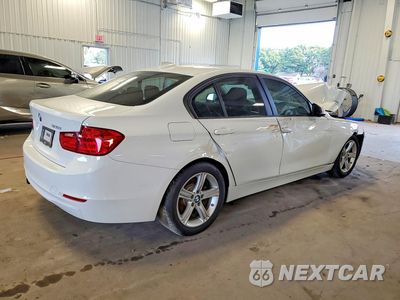 Trzecie zdjęcie samochodu z tyłu: 2015 BMW 328 XI VIN:WBA3B3C51FJ984162 - miniatura