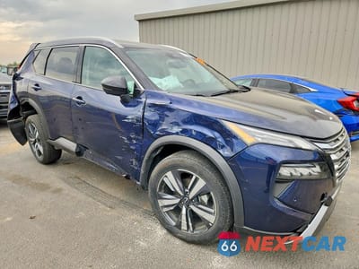 Czwarte zdjęcie samochodu z boku: 2026 NISSAN ROGUE SL VIN:5N1BT3CA4TC763160 - miniatura