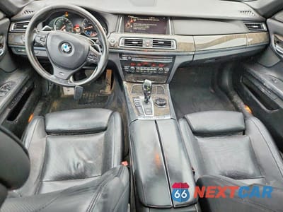 Zdjęcie 8 z 12 samochodu: 2015 BMW 750 LXI VIN:WBAYF8C5XFD654915 - miniatura