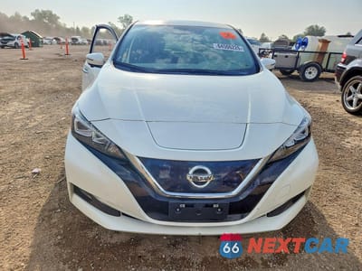 Piąte zdjęcie samochodu w środku: 2019 NISSAN LEAF SL VIN:1N4AZ1CP5KC307647 - miniatura