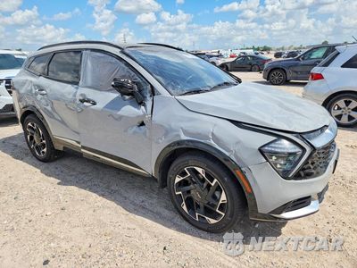 Czwarte zdjęcie samochodu z boku: 2025 KIA SPORTAGE SX PRESTIGE VIN:5XYK5CDF4SG290363 - miniatura