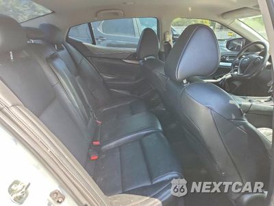 Zdjęcie 10 z 12 samochodu: 2017 NISSAN MAXIMA 3.5 SV VIN:1N4AA6AP7HC409547 - miniatura