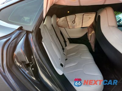 Zdjęcie 10 z 12 samochodu: 2017 TESLA MODEL S VIN:5YJSA1E15HF200057 - miniatura