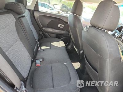 Zdjęcie 10 z 12 samochodu: 2018 KIA SOUL + VIN:KNDJP3A57J7560781 - miniatura