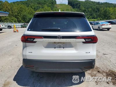 Zdjęcie 6 z 13 samochodu: 2026 TOYOTA GRAND HIGHLANDER XLE VIN:5TDAAAB53TS104807 - miniatura